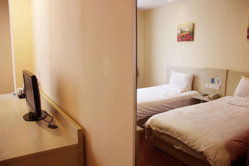 Hanting Hotel Qingdao Wusi Square Quarto foto